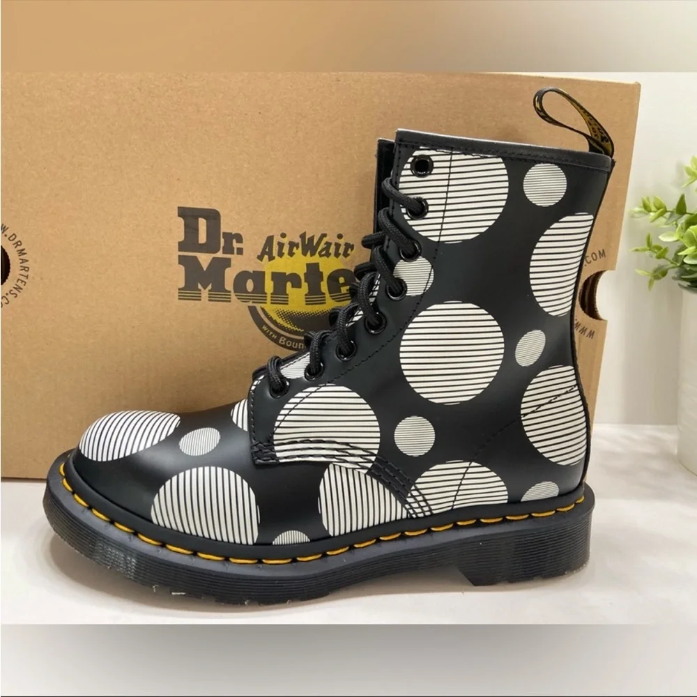 Dr. Martens Polka Dot Combat Boots NEW IN BOX - Picture 10 of 11